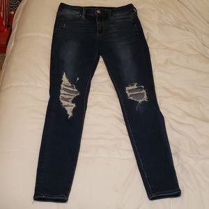 American Eagle distressed Hi-Rise Jeggings